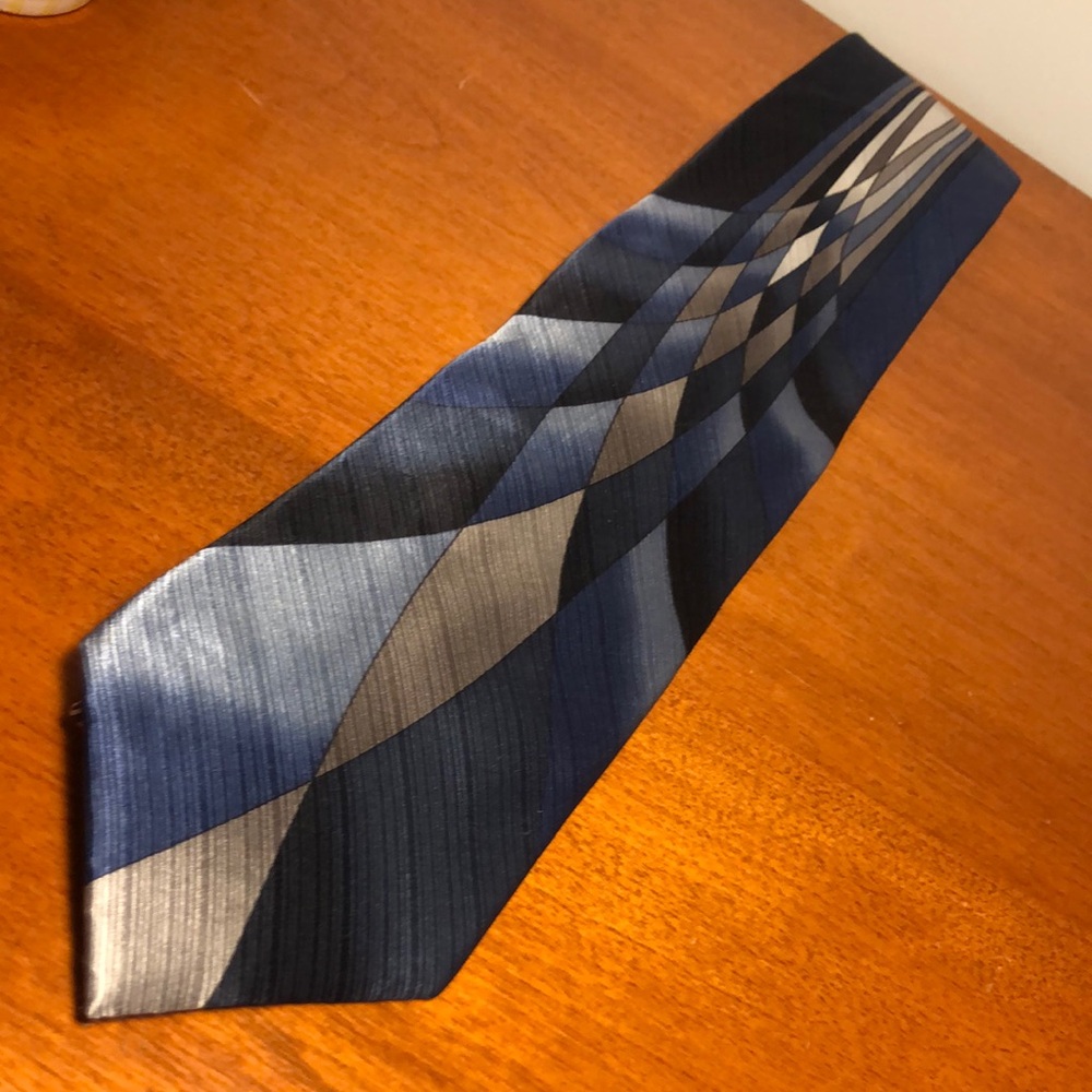 Elegant Blue and Gray Men's Tie